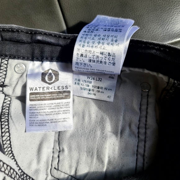 Men's Levi's 512 - Picture 3 of 3